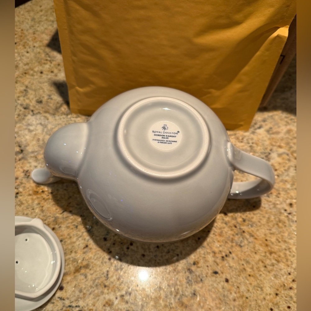 Vintage Royal Doulton Gordon Ramsay Maze Porcelain Teapot - Picture 6 of 9